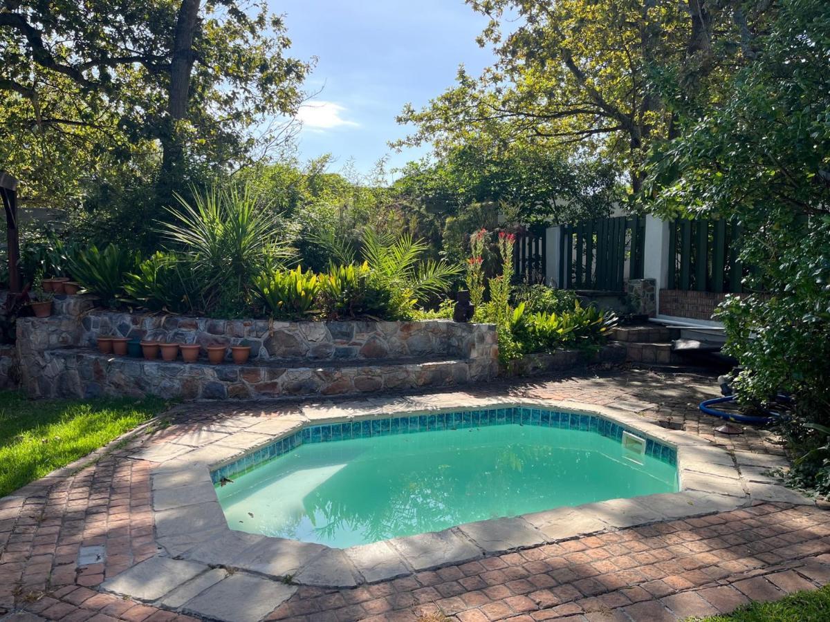 Matshana Lodge Hermanus Buitenkant foto